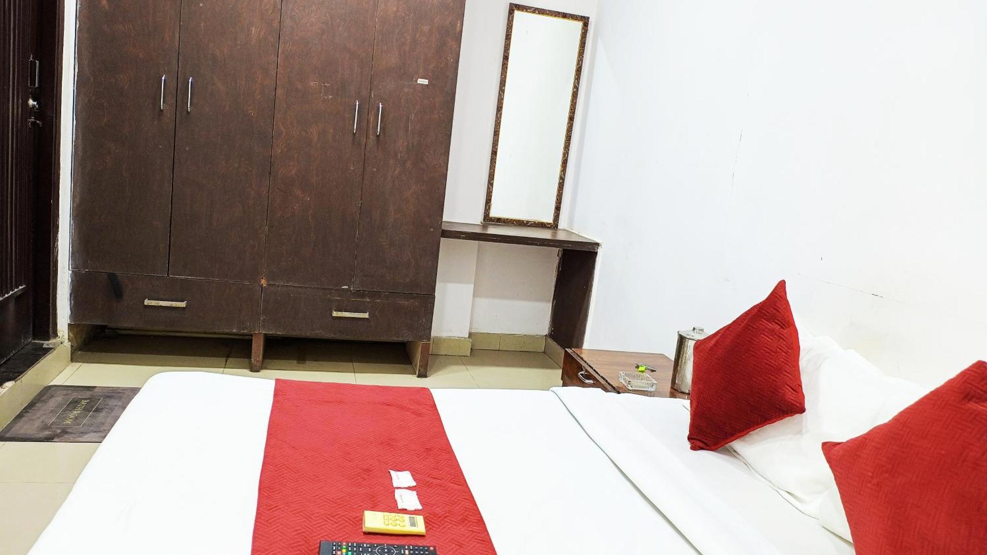 Hotel Maharaja Inn - Lajpat Nagar I New Delhi Extérieur photo